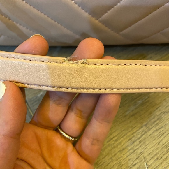 Gently used 🎀 Tory Burch Alexa Quilted Tote - Picture 8 of 8